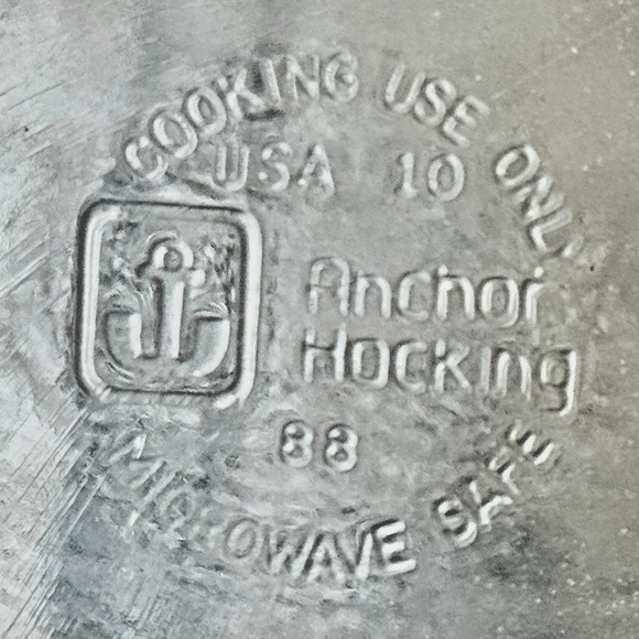 Anchor Hocking 8 Cup 2 Quart Glass Batter Bowl Measuring Cup with Pour Spout - Picture 5 of 5